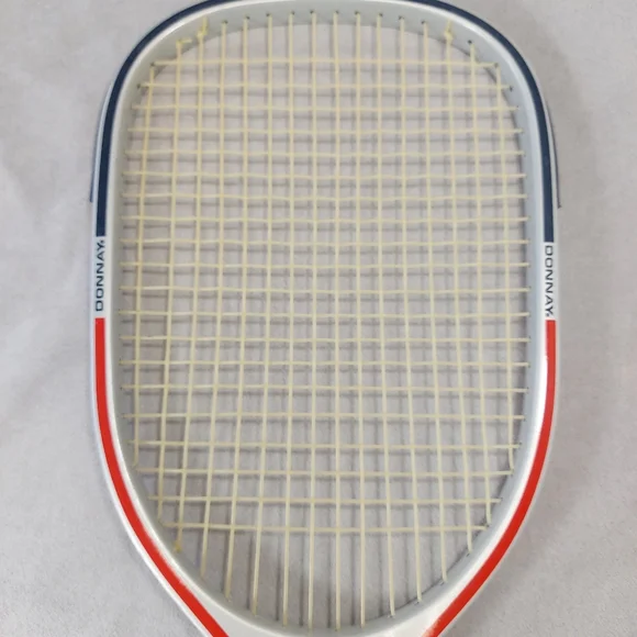 Donnay Graphite Pro Racquetball Racquet, 3-7/8 - Picture 3 of 5